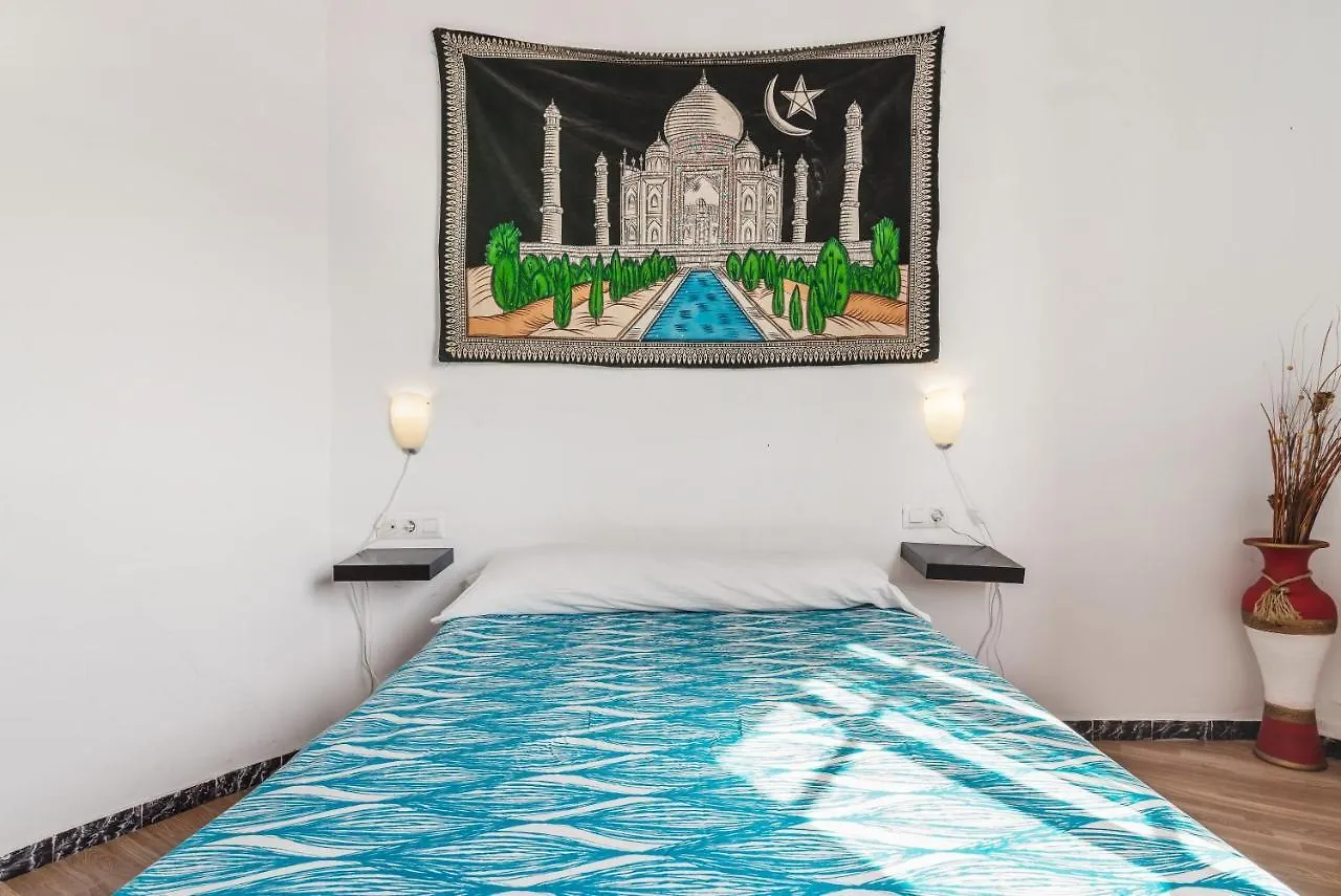 Apartamentos Calesas كاديز 0*,